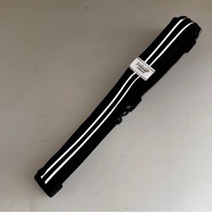 Sport2People Running Belt Reflective compact storage design